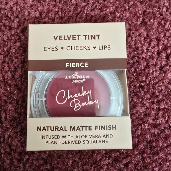 Italia Deluxe Velvet Tint for Eyes, Cheeks and Lips NWT - Picture 1 of 1